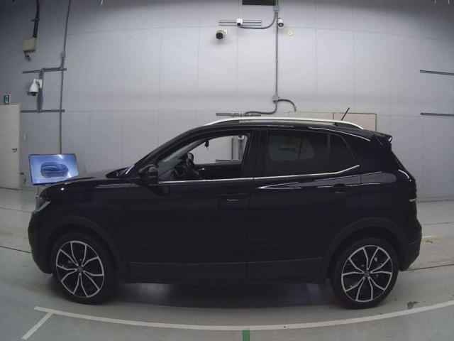 VOLKSWAGEN T-CROSS 2021