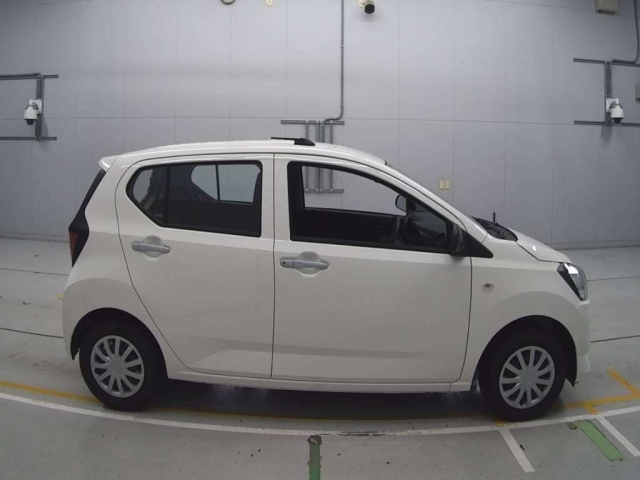DAIHATSU MIRA E S 2025