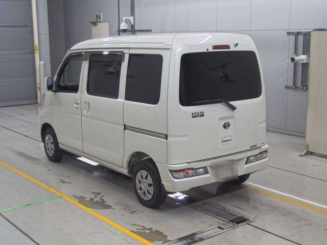 TOYOTA PIXIS VAN 2021