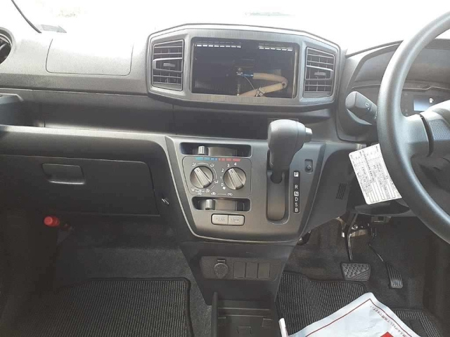 DAIHATSU MIRA E S 2025