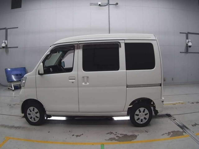 TOYOTA PIXIS VAN 2021
