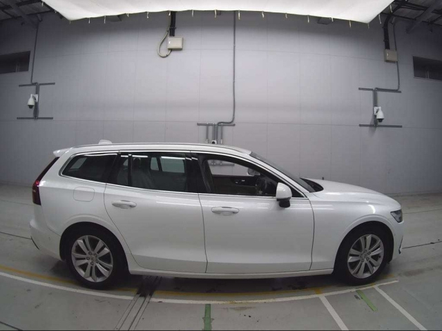 VOLVO V60 2018