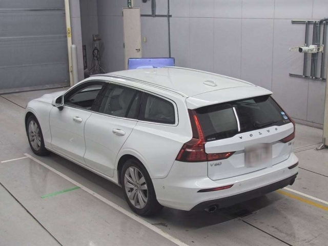 VOLVO V60 2018