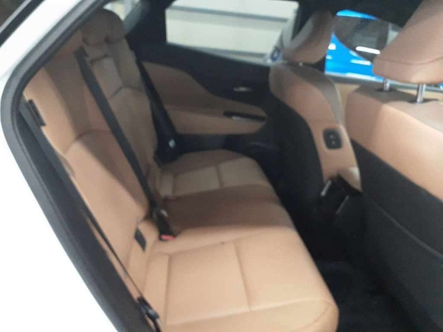 TOYOTA CROWN SPORT 2025