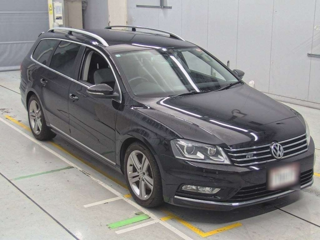 VOLKSWAGEN PASSAT VARIANT 2014