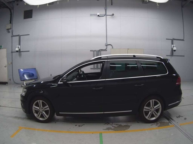 VOLKSWAGEN PASSAT VARIANT 2014