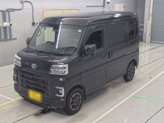 TOYOTA PIXIS VAN 2022