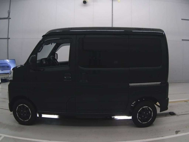 TOYOTA PIXIS VAN 2022