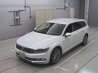 VOLKSWAGEN PASSAT VARIANT 2018