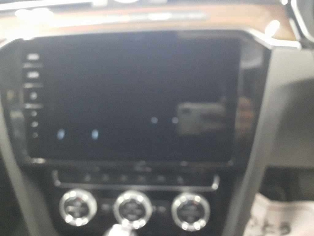 VOLKSWAGEN PASSAT VARIANT 2018