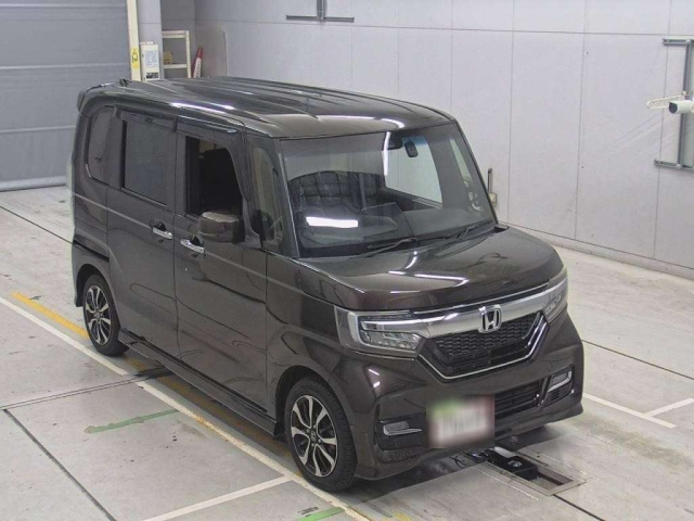 HONDA N BOX 2017