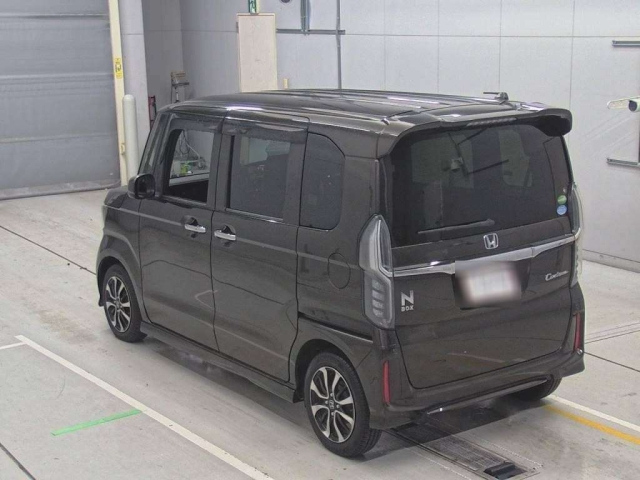 HONDA N BOX 2017