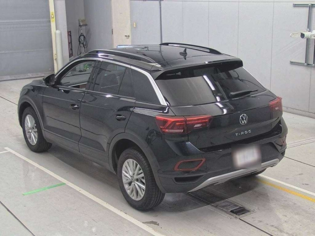 VOLKSWAGEN T-ROC 2023