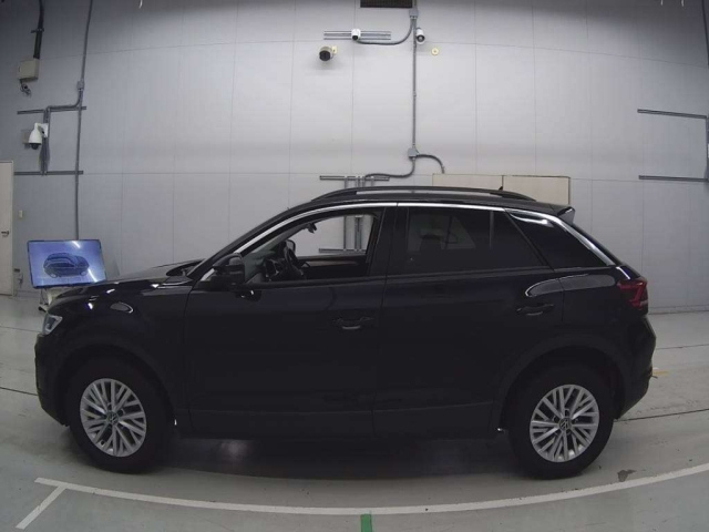 VOLKSWAGEN T-ROC 2023