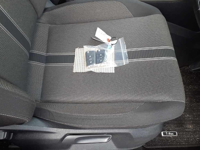 VOLKSWAGEN T-ROC 2021