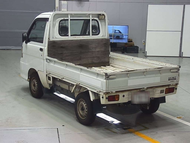 DAIHATSU HIJET TRUCK 2011