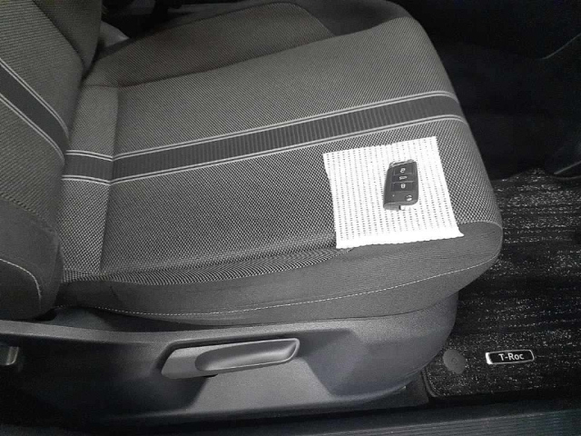 VOLKSWAGEN T-ROC 2021