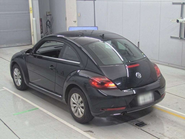 VOLKSWAGEN THE BEETLE 2017