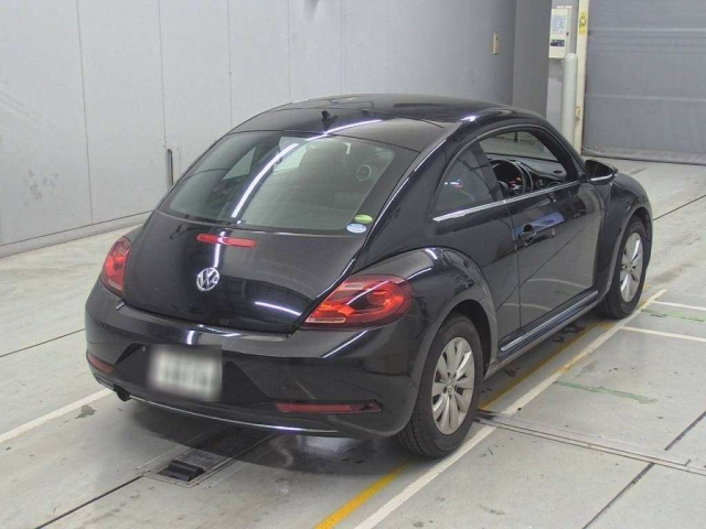 VOLKSWAGEN THE BEETLE 2017