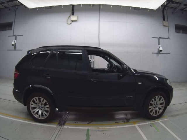BMW X5 SERIES 2011