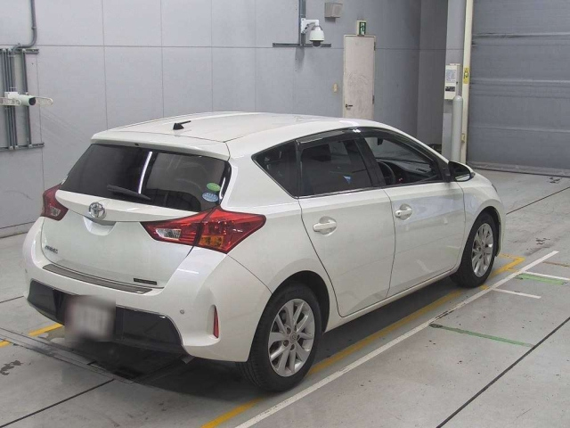 TOYOTA AURIS 2013