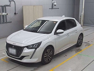 PEUGEOT 208 2021