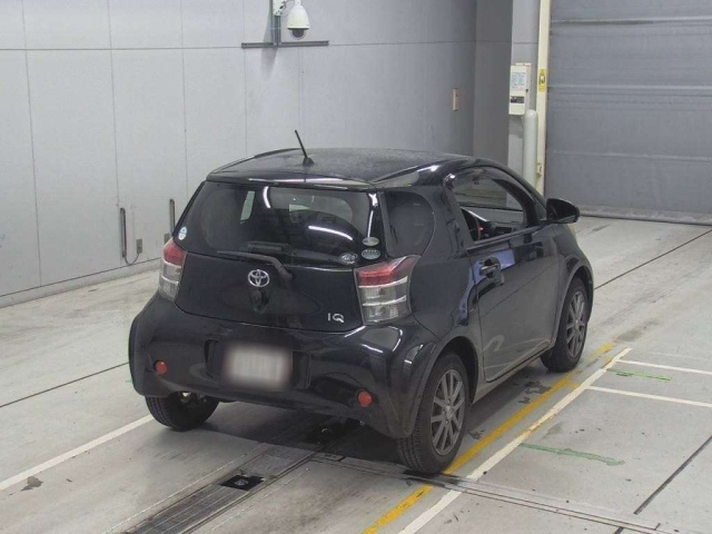 TOYOTA IQ 2009