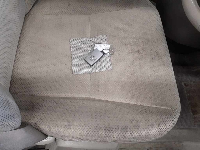 TOYOTA NOAH 2009
