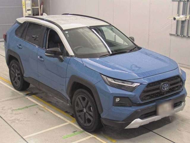 TOYOTA RAV4 2024