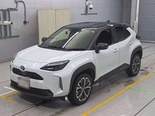 TOYOTA YARIS CROSS 2023