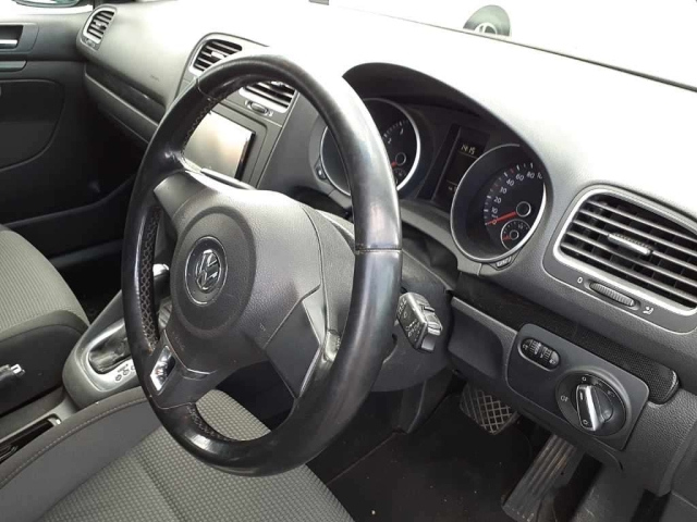 VOLKSWAGEN GOLF VARIANT 2011