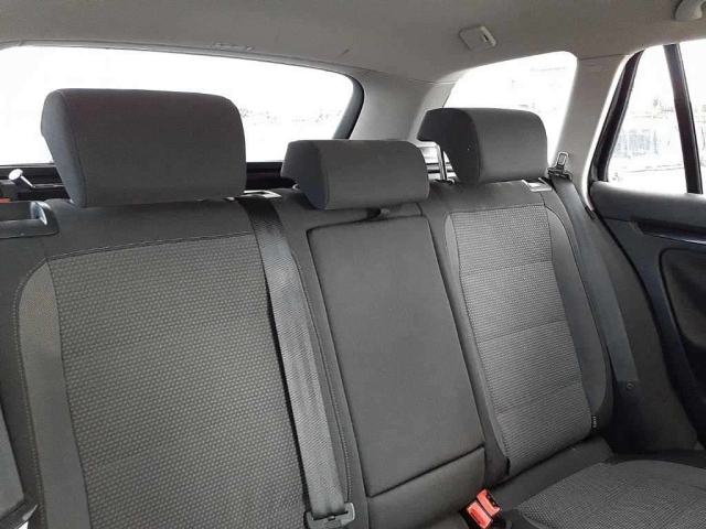 VOLKSWAGEN GOLF VARIANT 2011