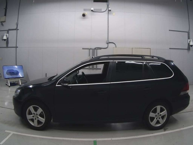 VOLKSWAGEN GOLF VARIANT 2011