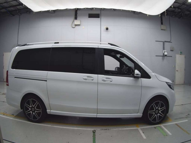 MERCEDES BENZ V CLASS 2020