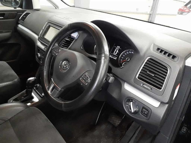 VOLKSWAGEN SHARAN 2013