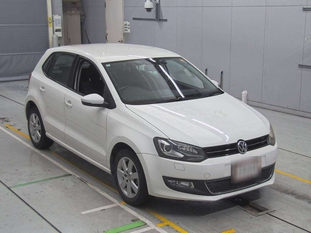 VOLKSWAGEN POLO 2014