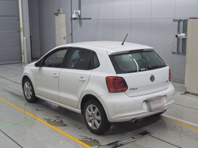VOLKSWAGEN POLO 2014
