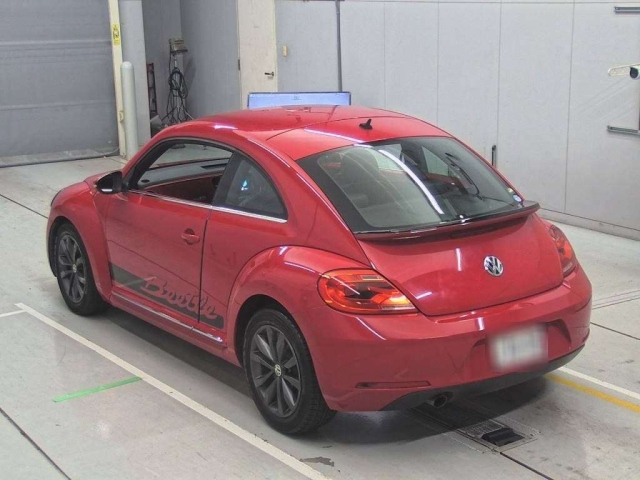 VOLKSWAGEN THE BEETLE 2012