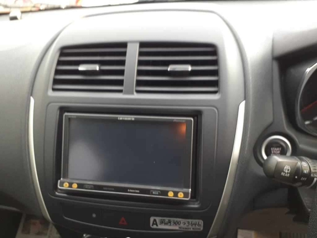 MITSUBISHI RVR 2012