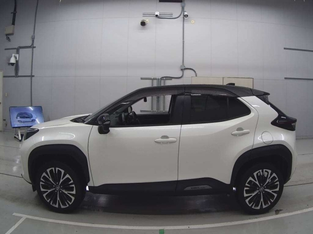 TOYOTA YARIS CROSS 2022