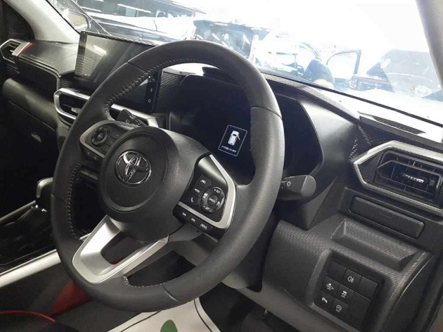 TOYOTA RAIZE 2023