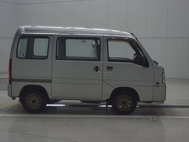 SUBARU SAMBAR 2010