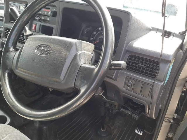 SUBARU SAMBAR 2010