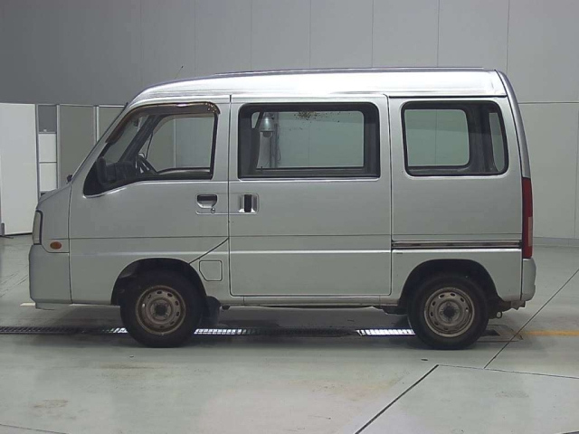 SUBARU SAMBAR 2010