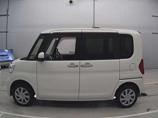 DAIHATSU TANTO 2017