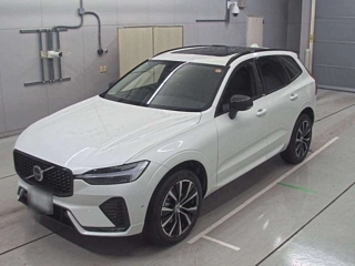 VOLVO XC60 2025