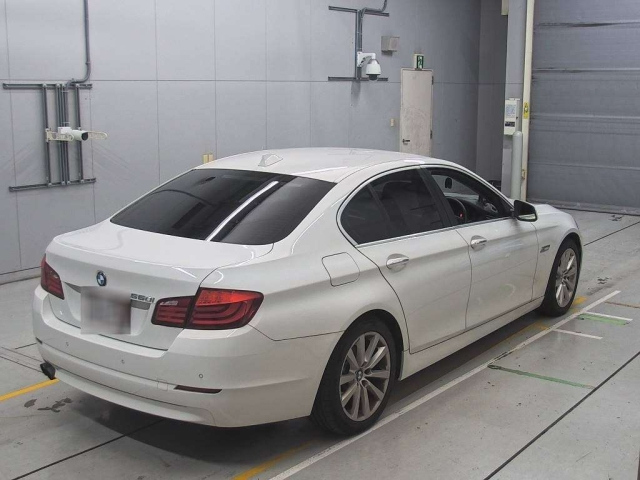 BMW 5 SERIES 2013