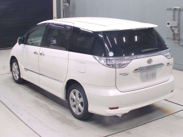 TOYOTA ESTIMA HYBRID 2011
