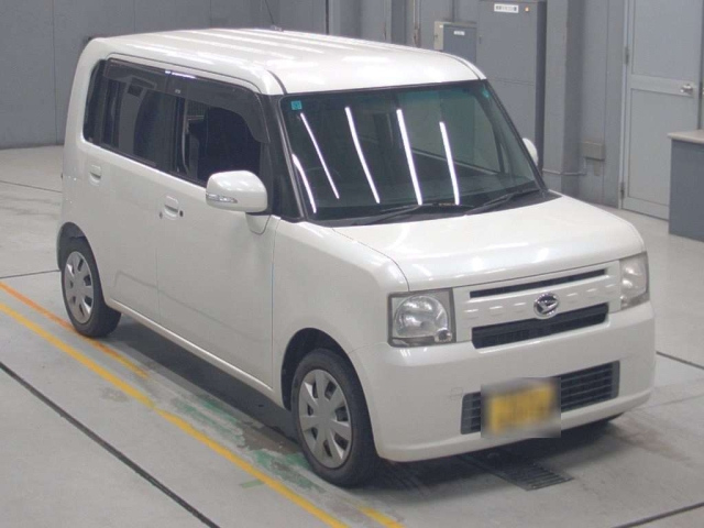 DAIHATSU MOVE CONTE 2013