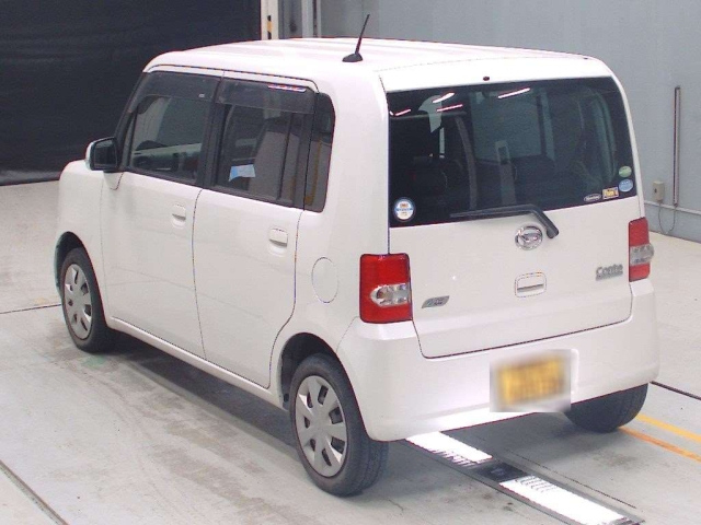 DAIHATSU MOVE CONTE 2013